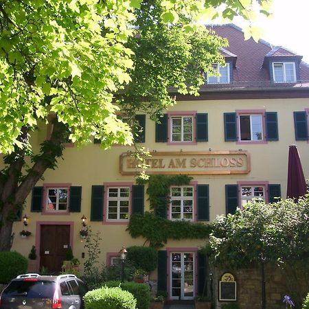 Hotel Am Schloss Алцай Екстериор снимка
